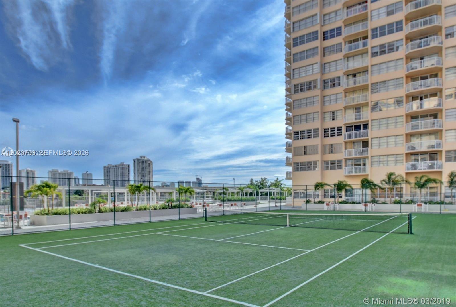 DEL PRADO MARINA - Residential