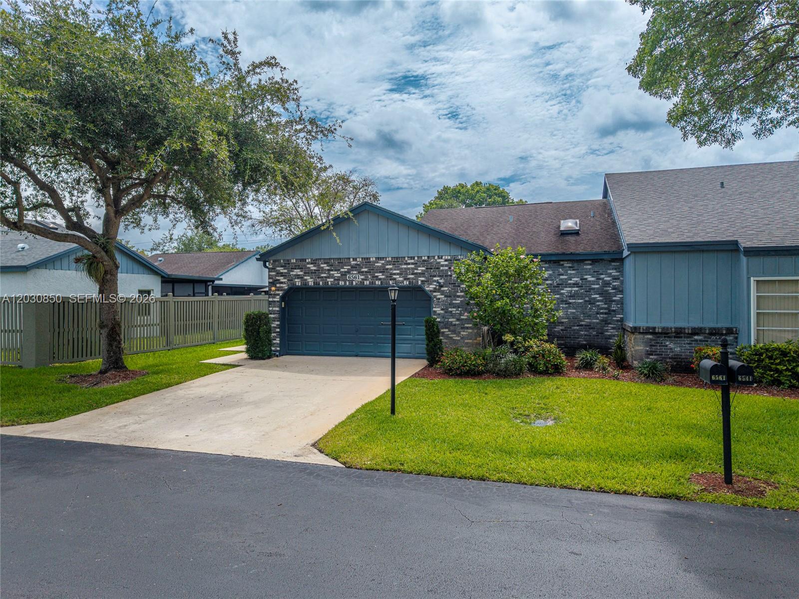 6561 Sutton Ct