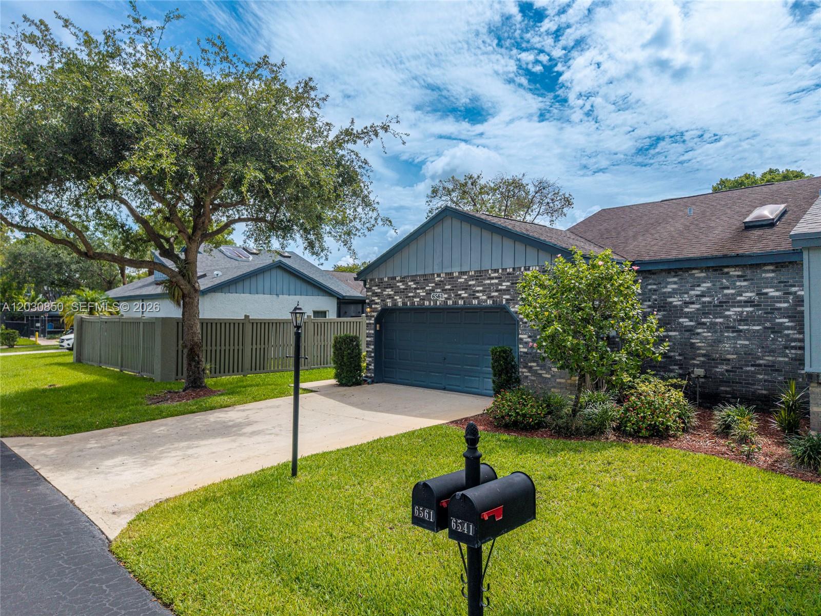 6561 Sutton Ct