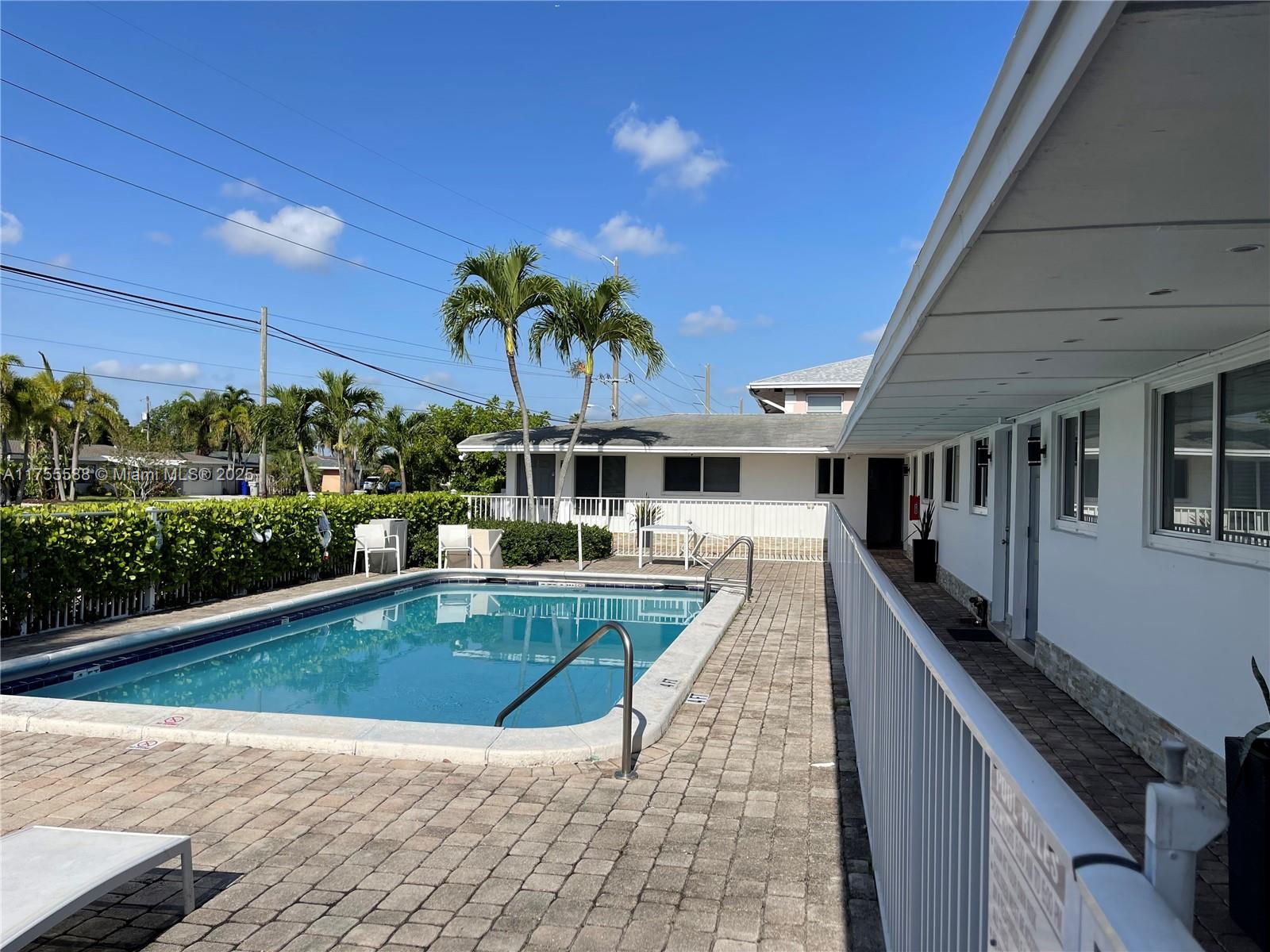 231 SW 15th St