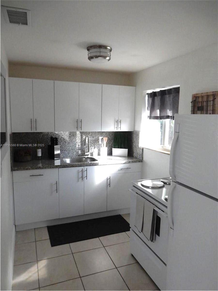 LYONS PARK FIRST ADD - Residential Income