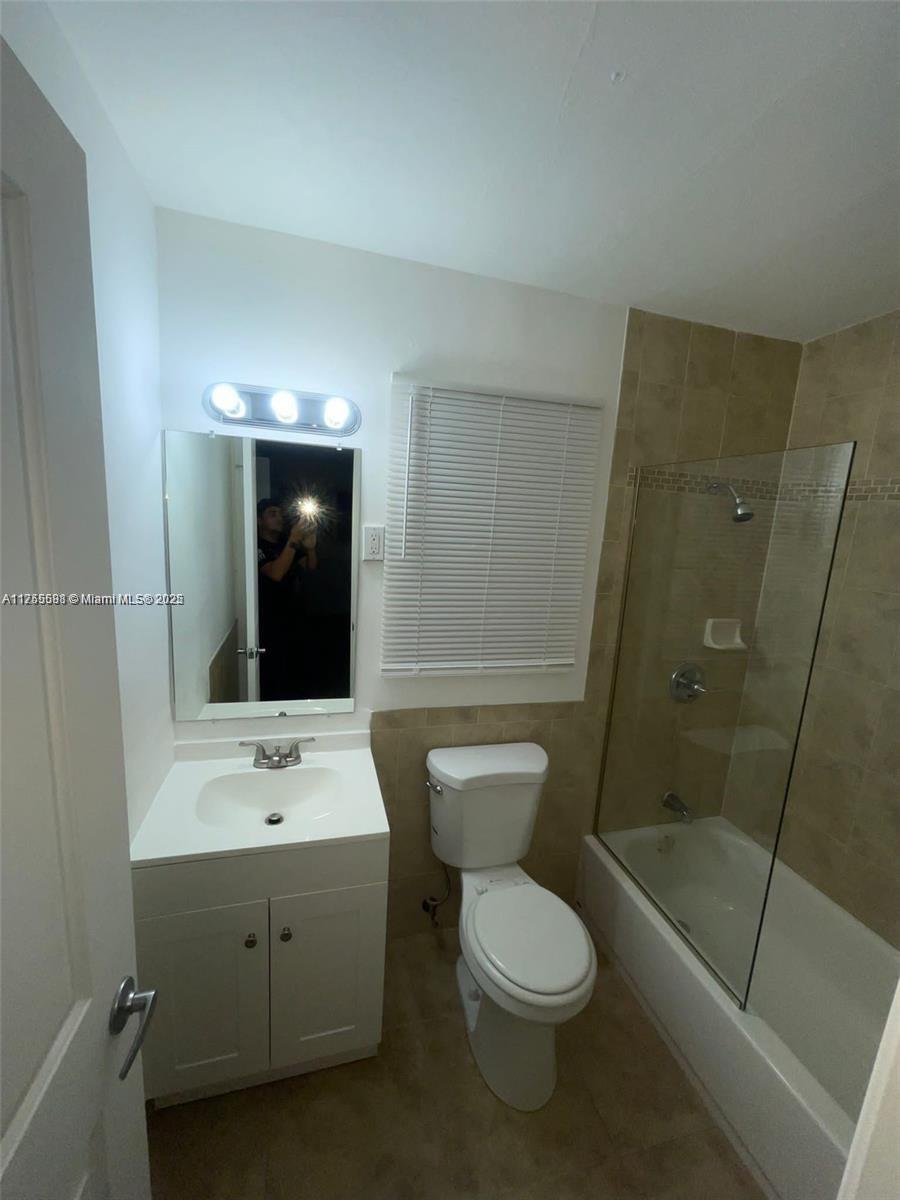 LYONS PARK FIRST ADD - Residential Income