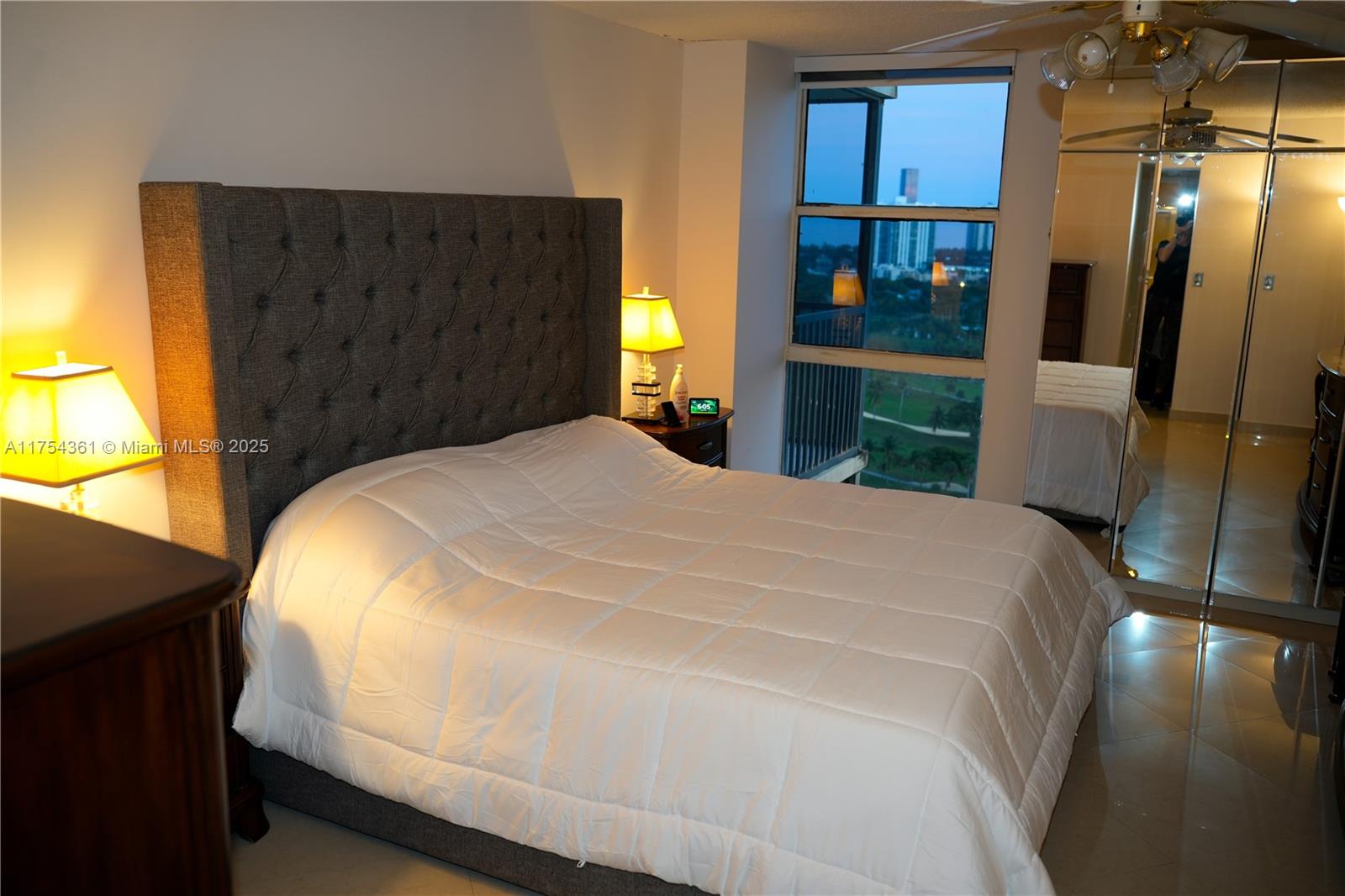 CORONADO CONDO- TOWER II - Residential