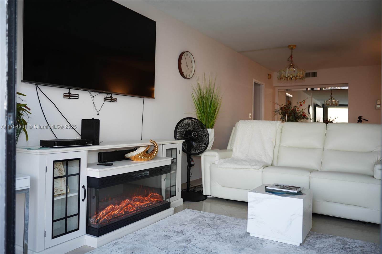 CORONADO CONDO- TOWER II - Residential