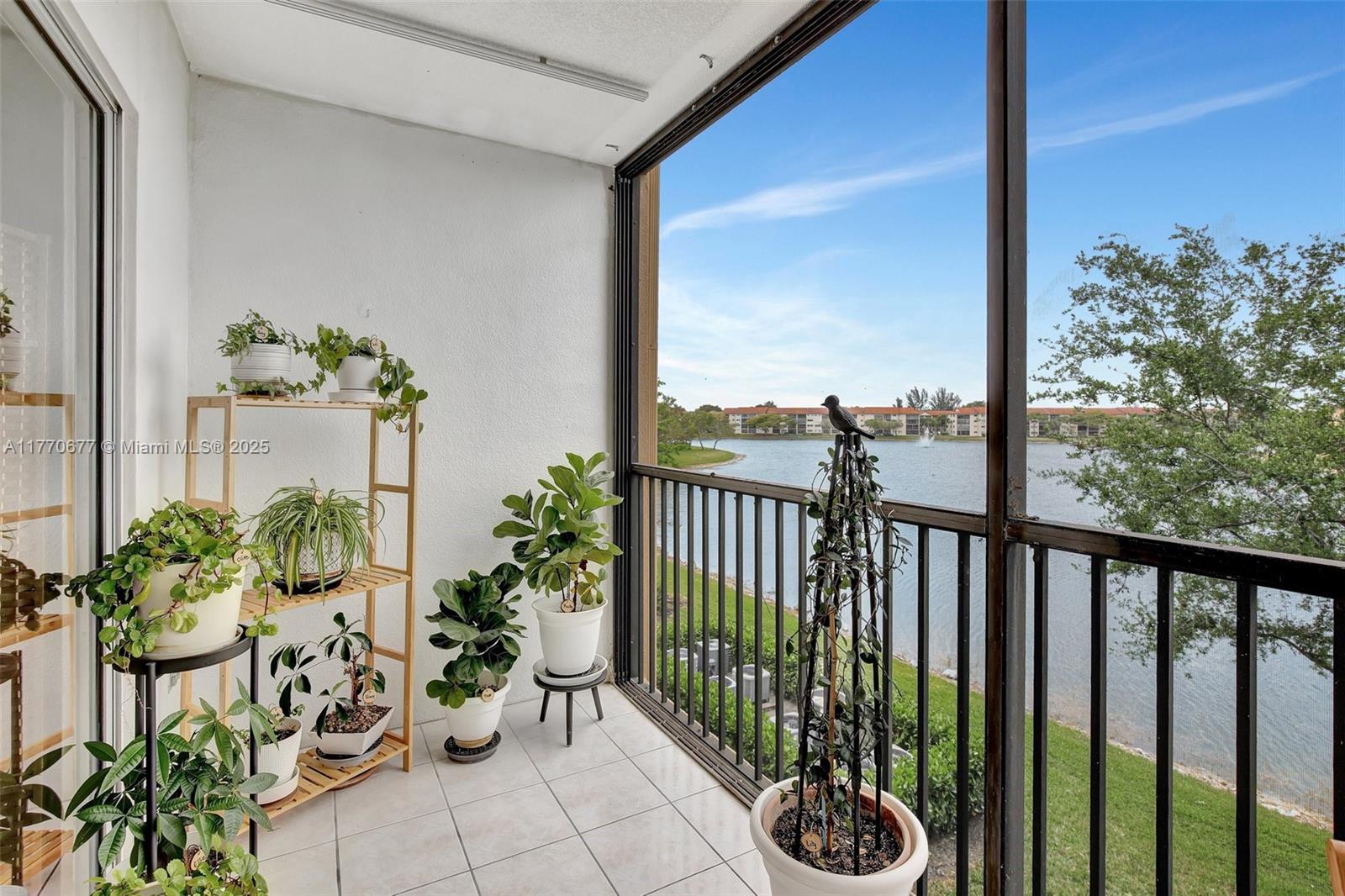 13701 Sw 12th St 310A, Pembroke Pines, Miami-Dade County, Florida - 2 Bedrooms  
2 Bathrooms - 