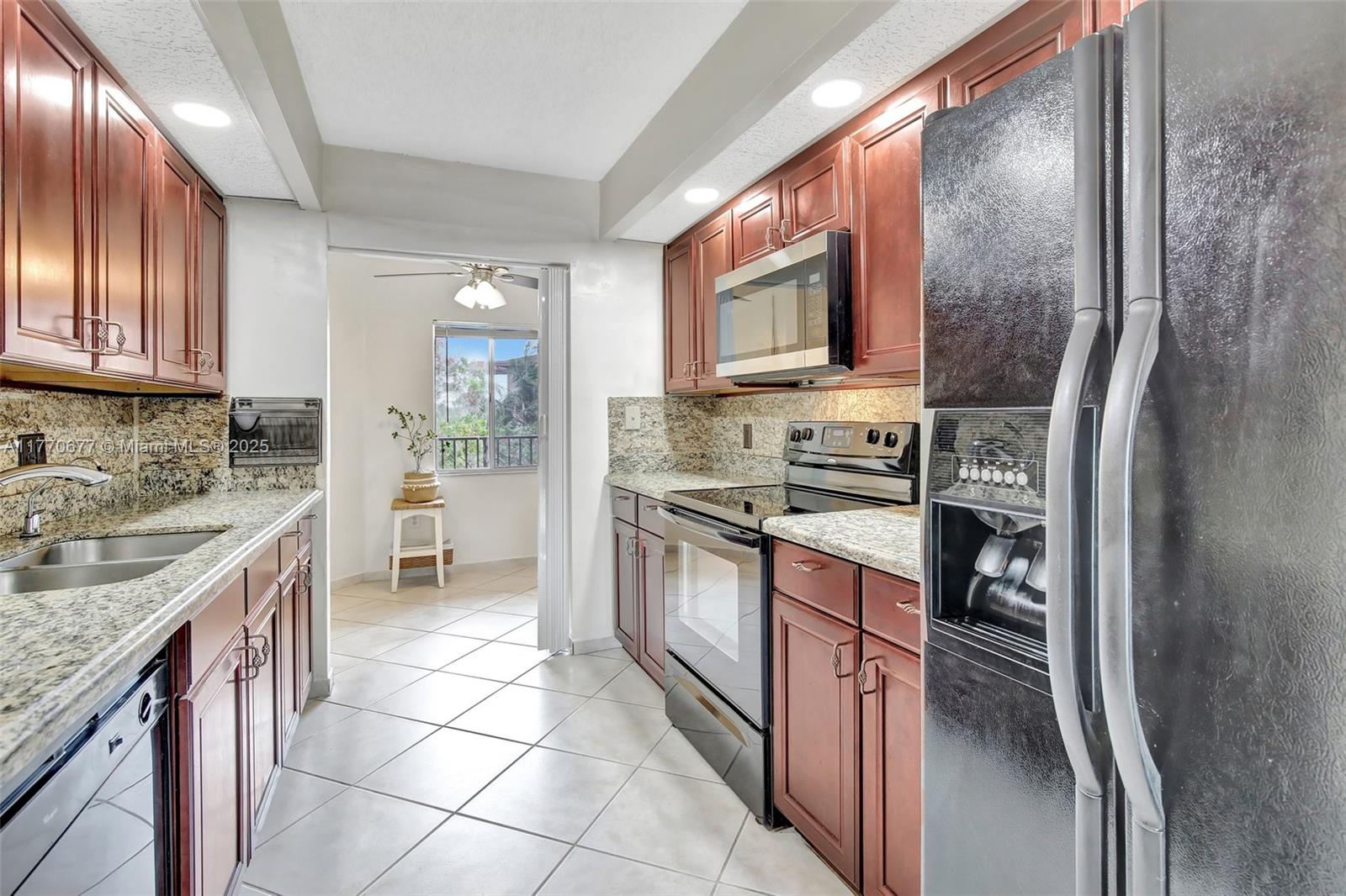 SUFFOLK AT CENTURY VILLAG - Residential