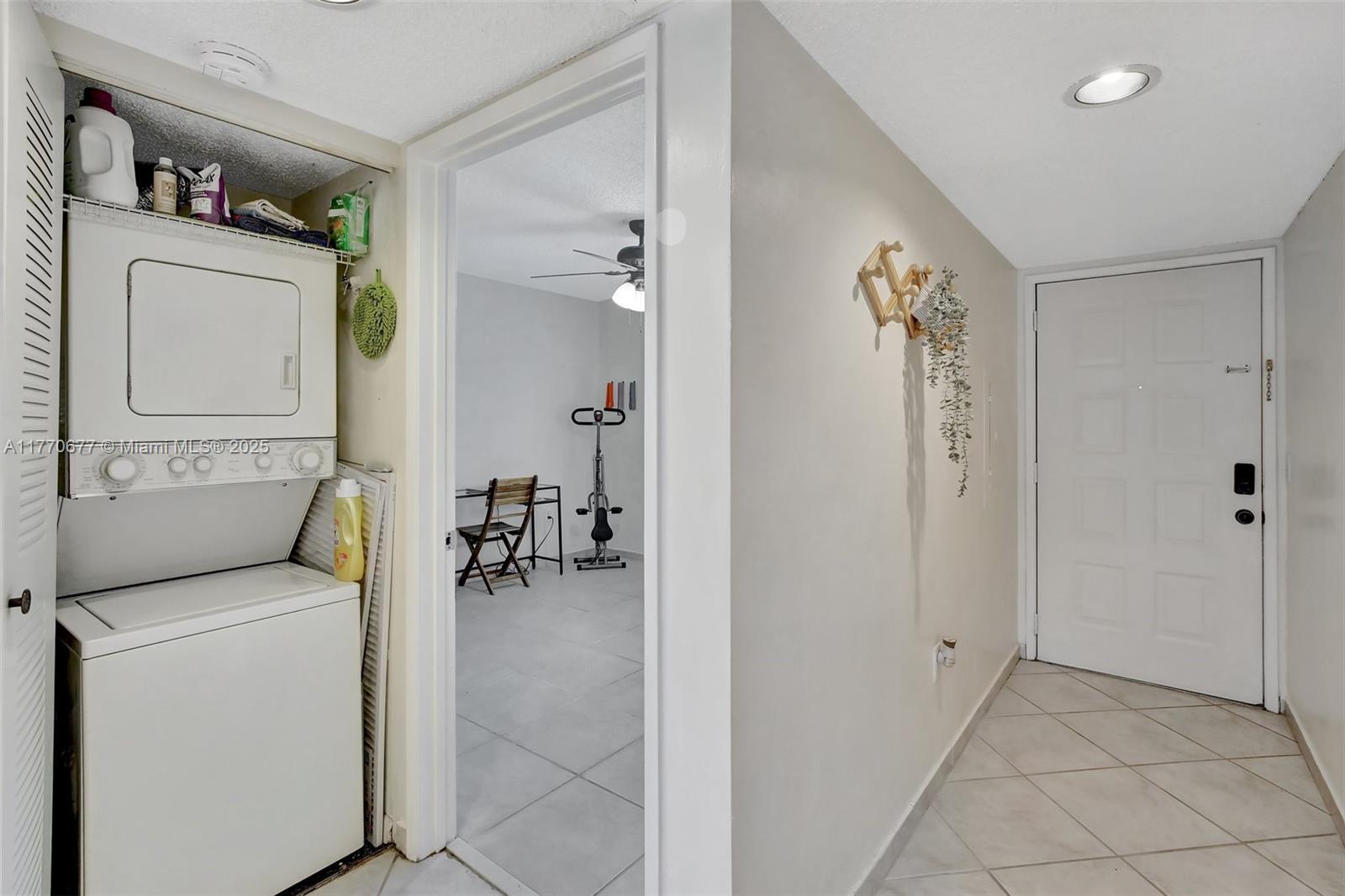 SUFFOLK AT CENTURY VILLAG - Residential