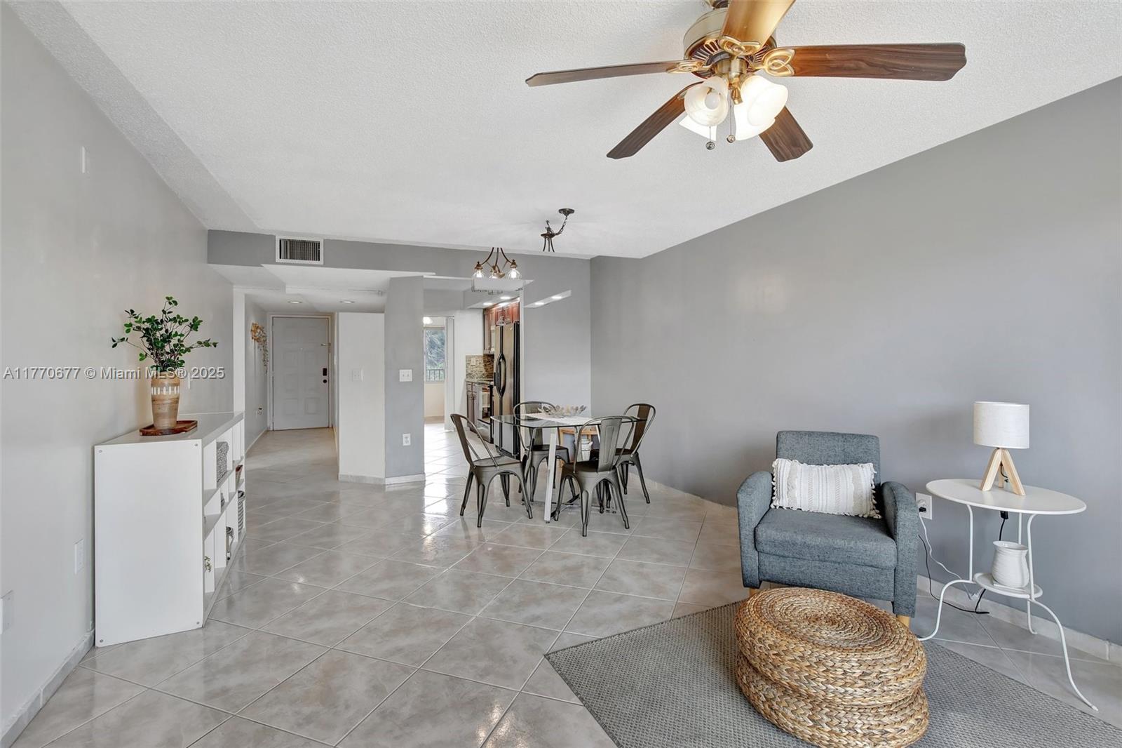 SUFFOLK AT CENTURY VILLAG - Residential