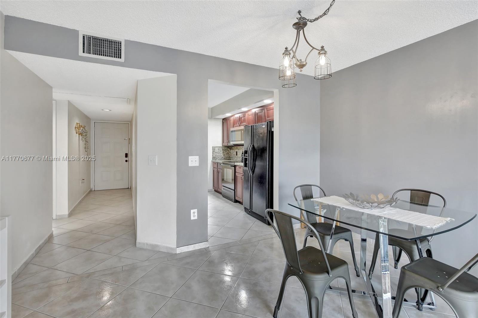 SUFFOLK AT CENTURY VILLAG - Residential