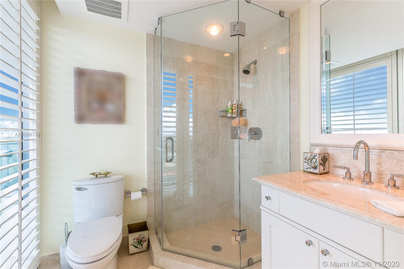 GROVENOR HOUSE CONDO - Residential