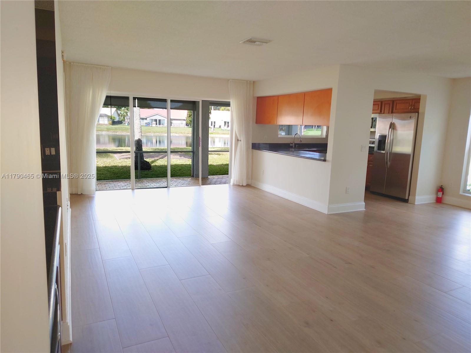 21367 Chinaberry Dr -