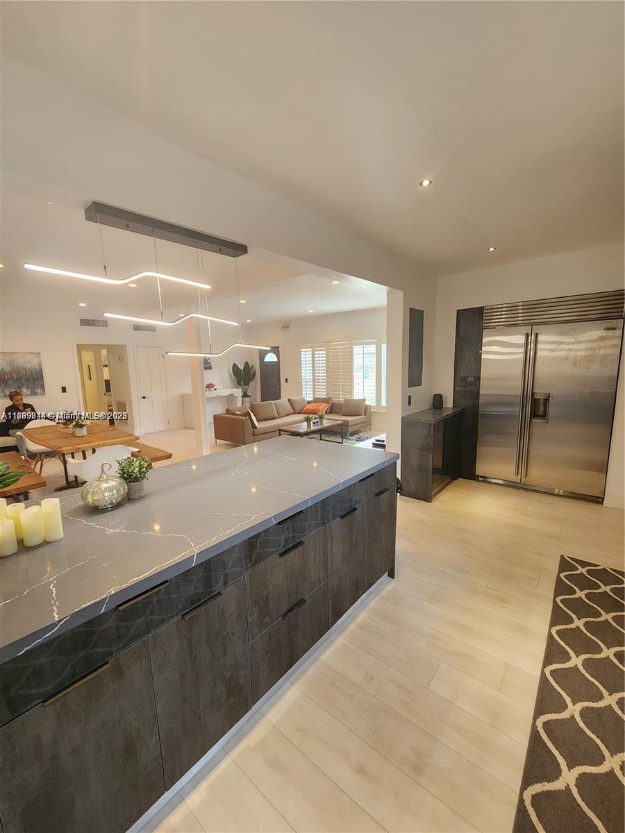 BISCAYNE GARDENS - Residential