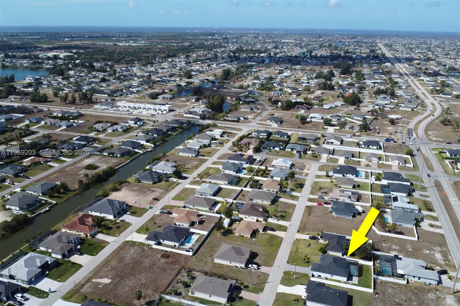 CAPE CORAL - Residential