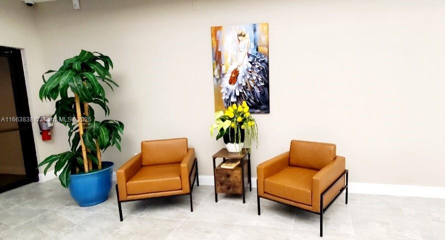 SUNRISE LAKES 173 CONDO - Residential