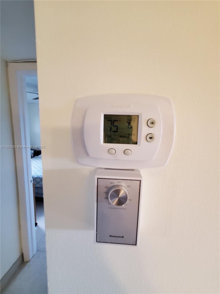 SUNRISE LAKES 173 CONDO - Residential