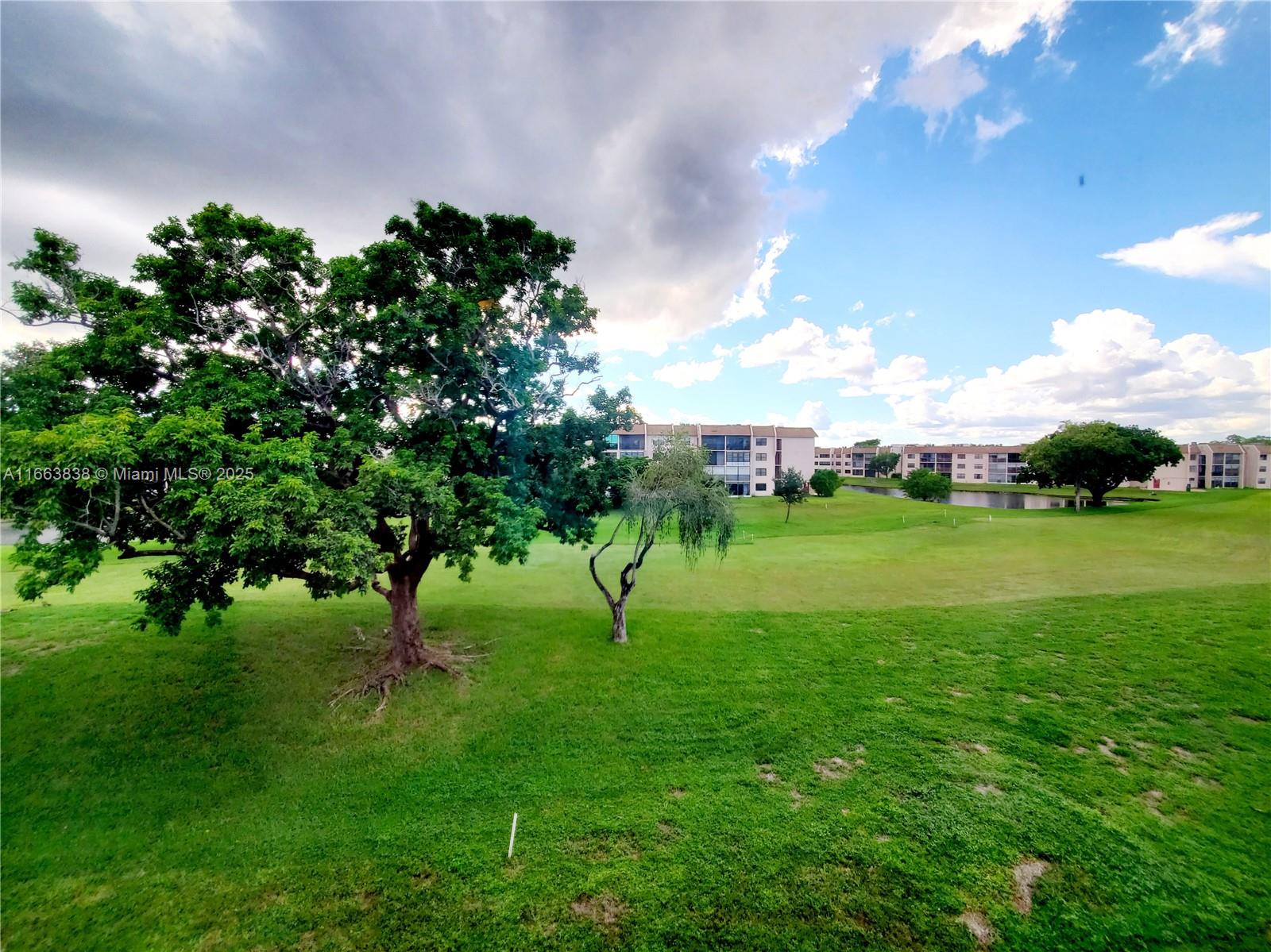 SUNRISE LAKES 173 CONDO - Residential