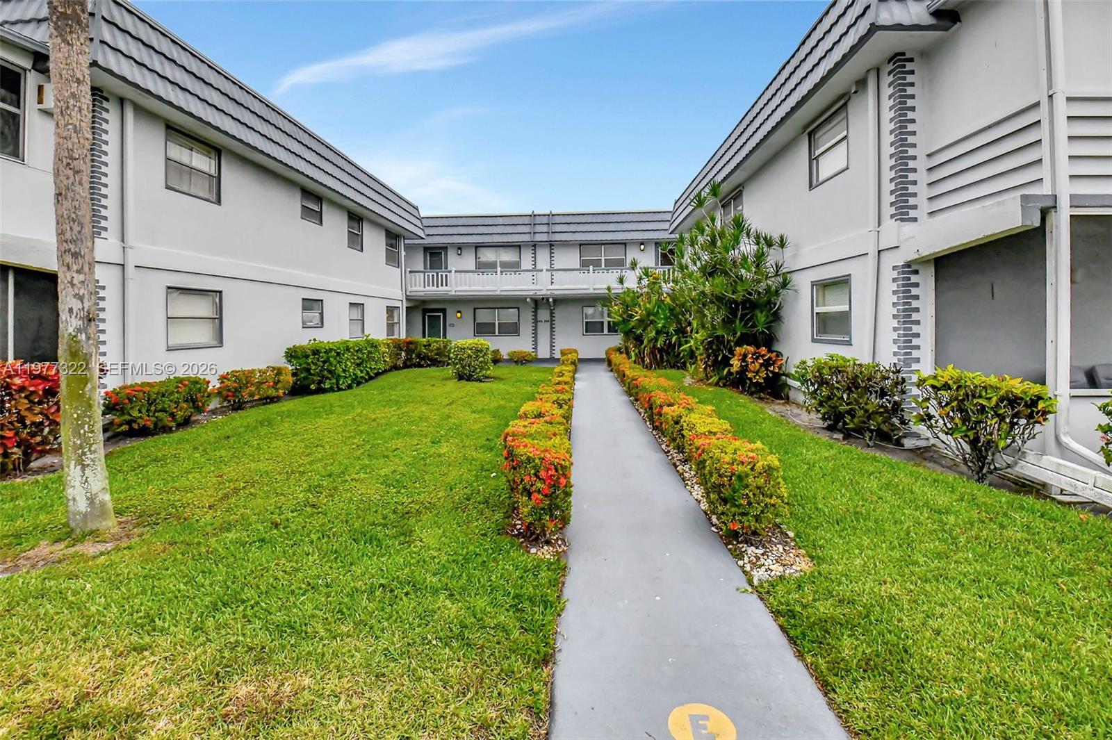 KINGS POINT TUSCANY CONDO - Residential