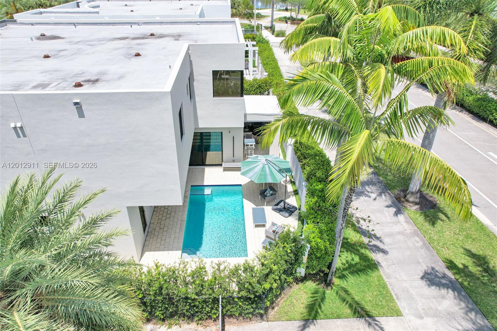 DORAL COMMONS RESIDENTIAL - Residential