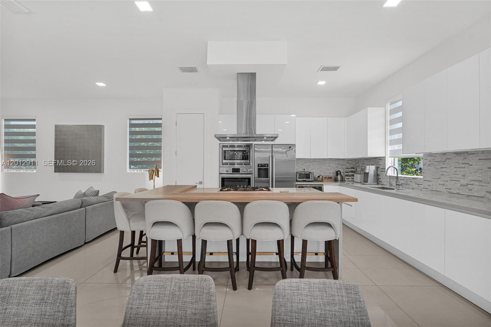 DORAL COMMONS RESIDENTIAL - Residential