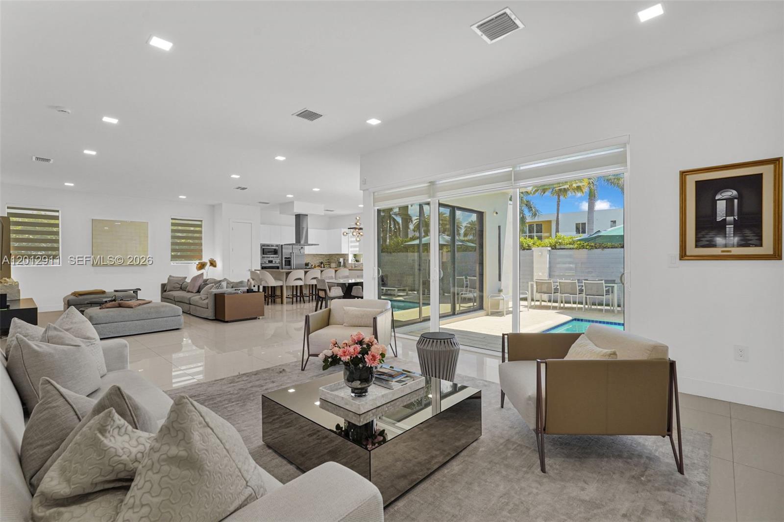 DORAL COMMONS RESIDENTIAL - Residential