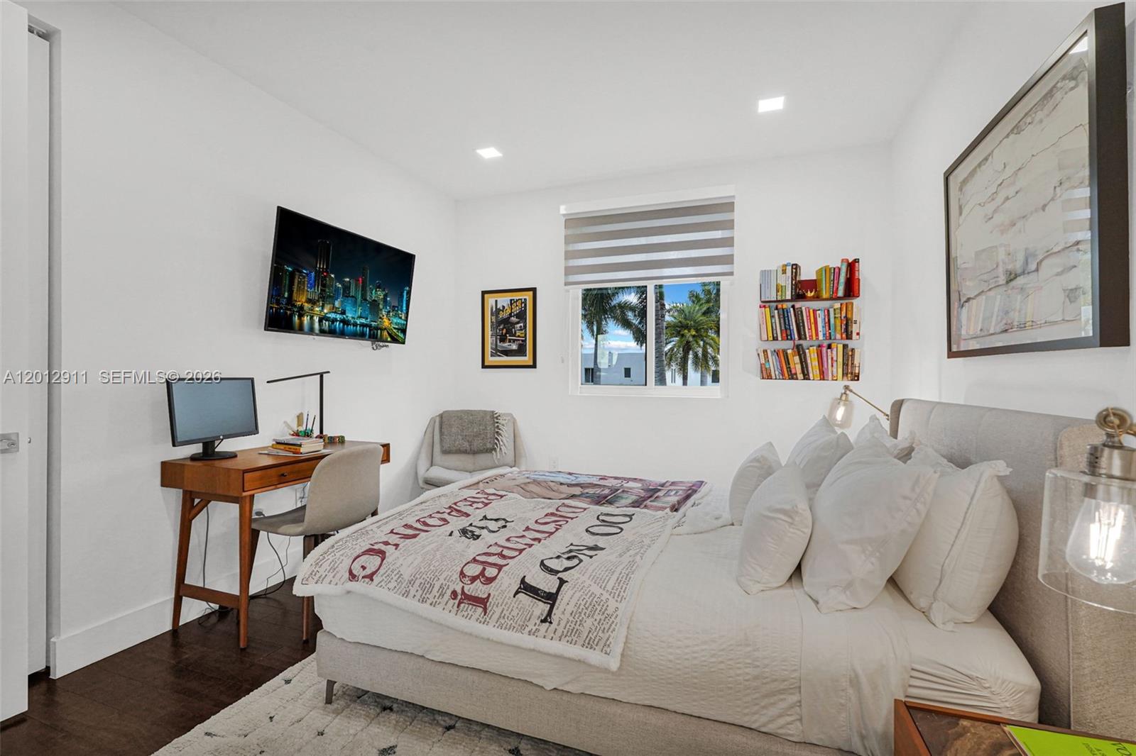 DORAL COMMONS RESIDENTIAL - Residential