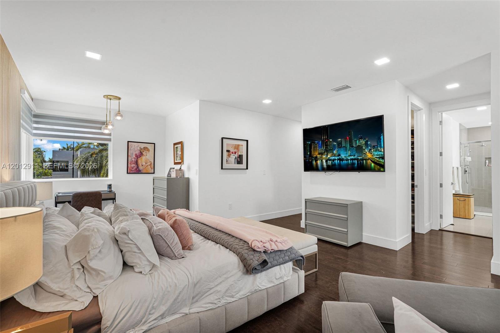DORAL COMMONS RESIDENTIAL - Residential