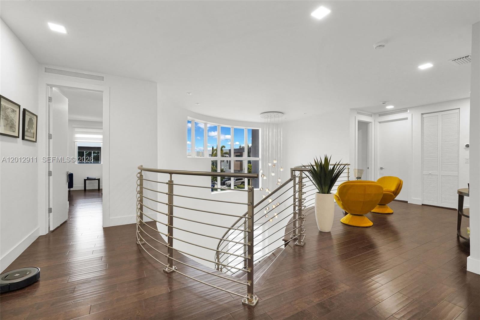 DORAL COMMONS RESIDENTIAL - Residential