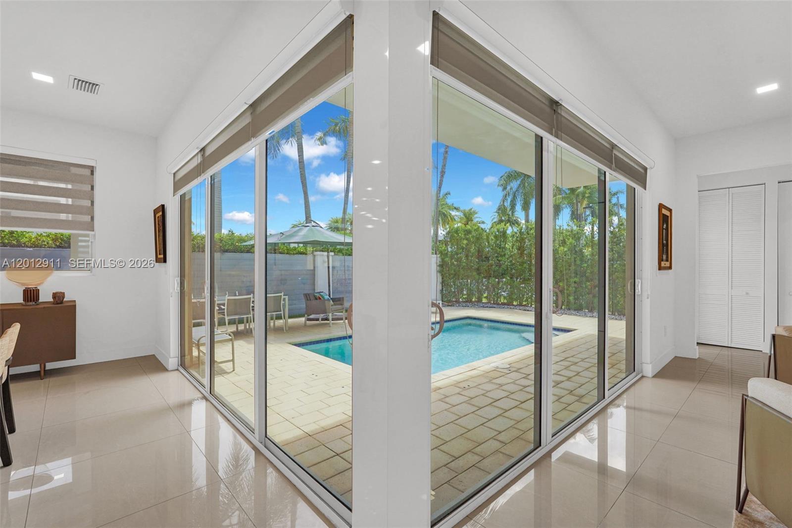 DORAL COMMONS RESIDENTIAL - Residential