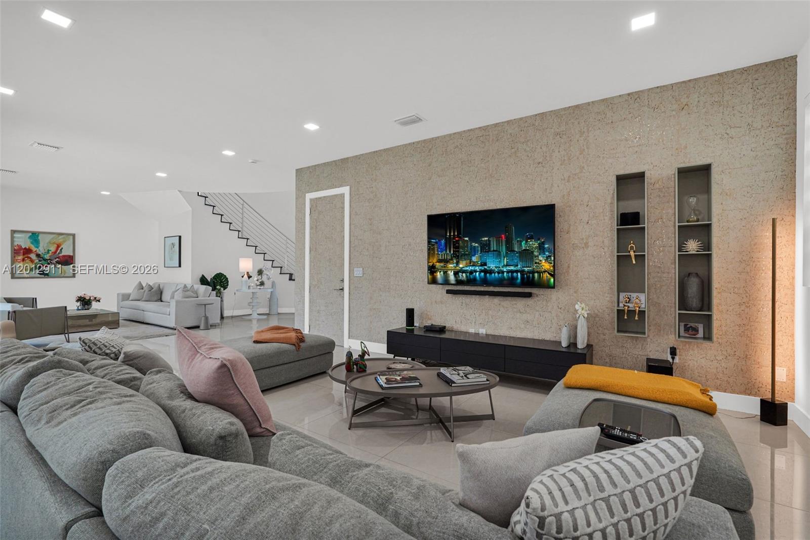 DORAL COMMONS RESIDENTIAL - Residential