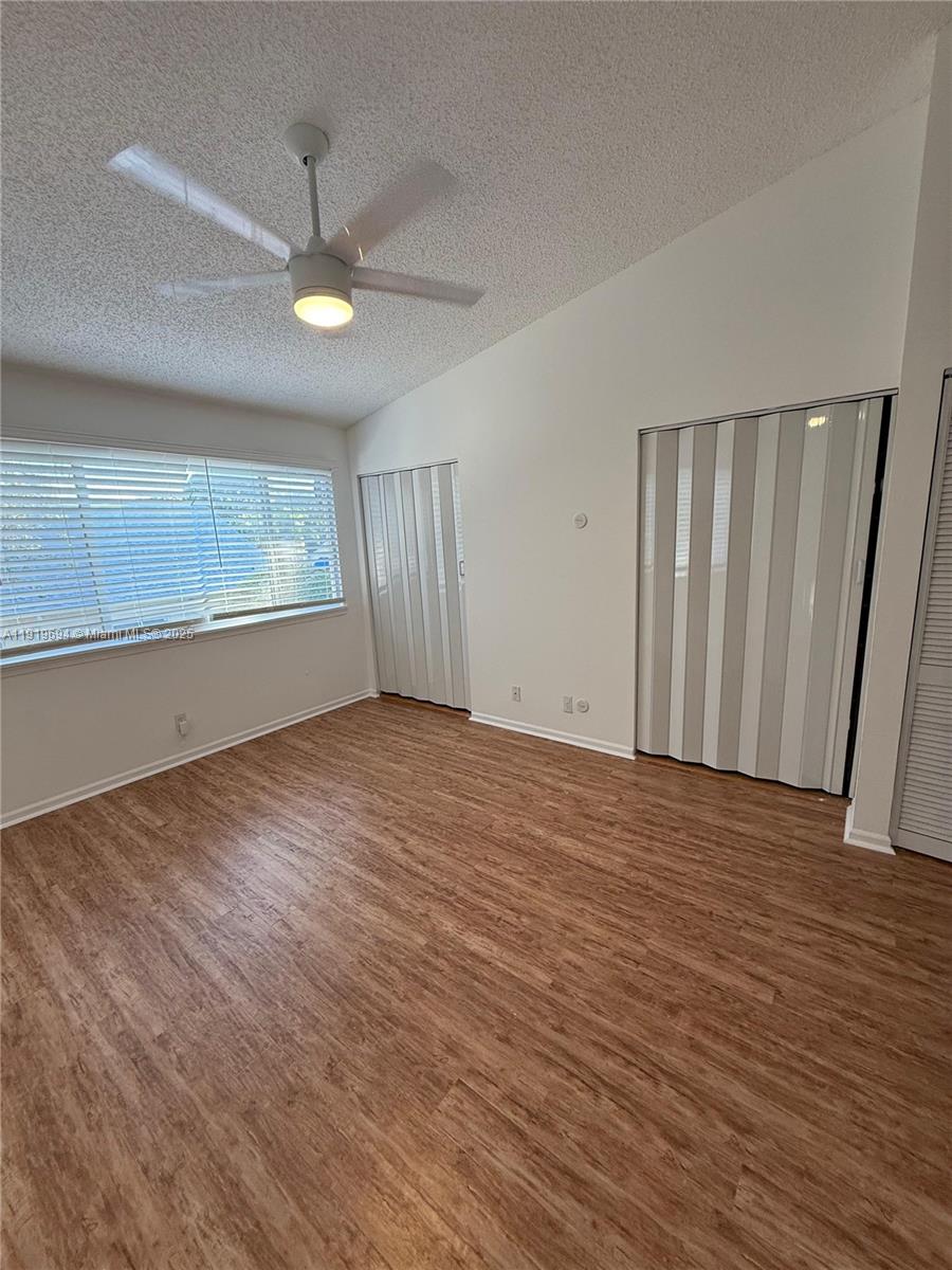 BANYAN OAKRIDGE COMMERCIA - Residential Lease