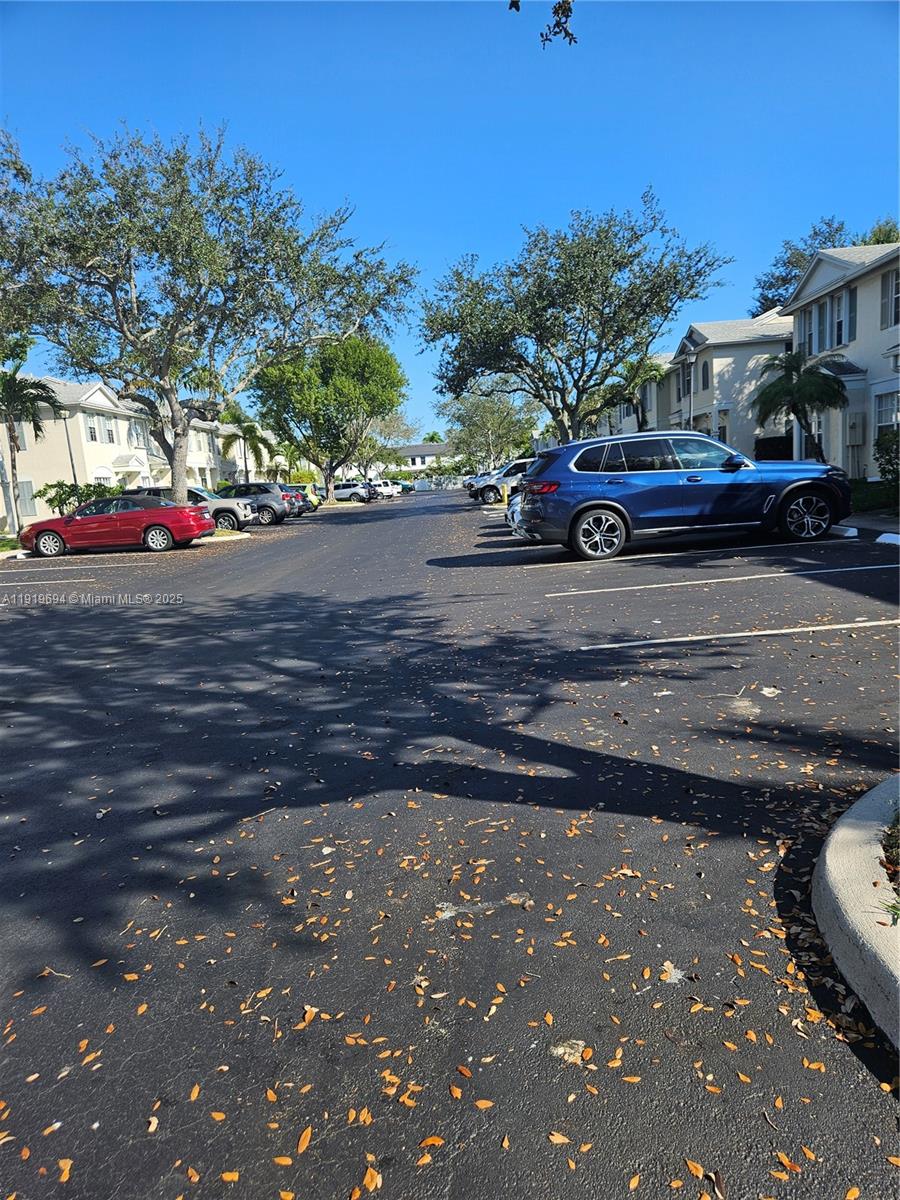 BANYAN OAKRIDGE COMMERCIA - Residential Lease