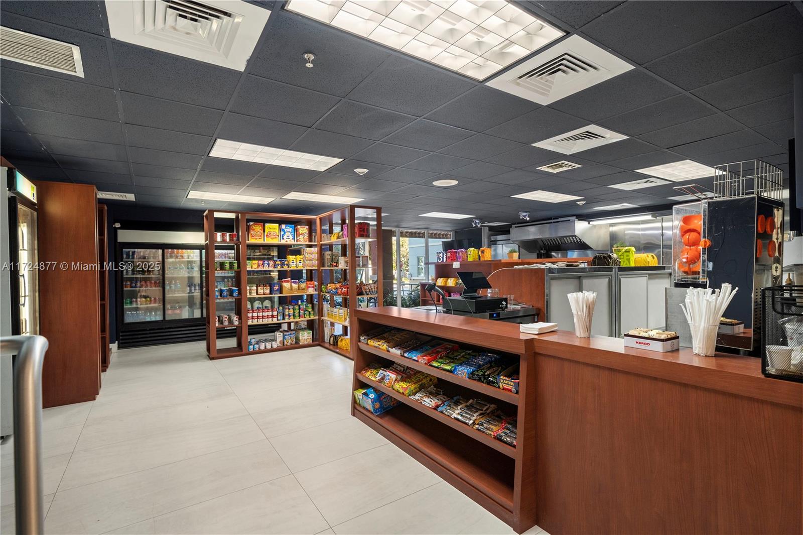 YACHT CLUB AT PORTOFINO C - Residential