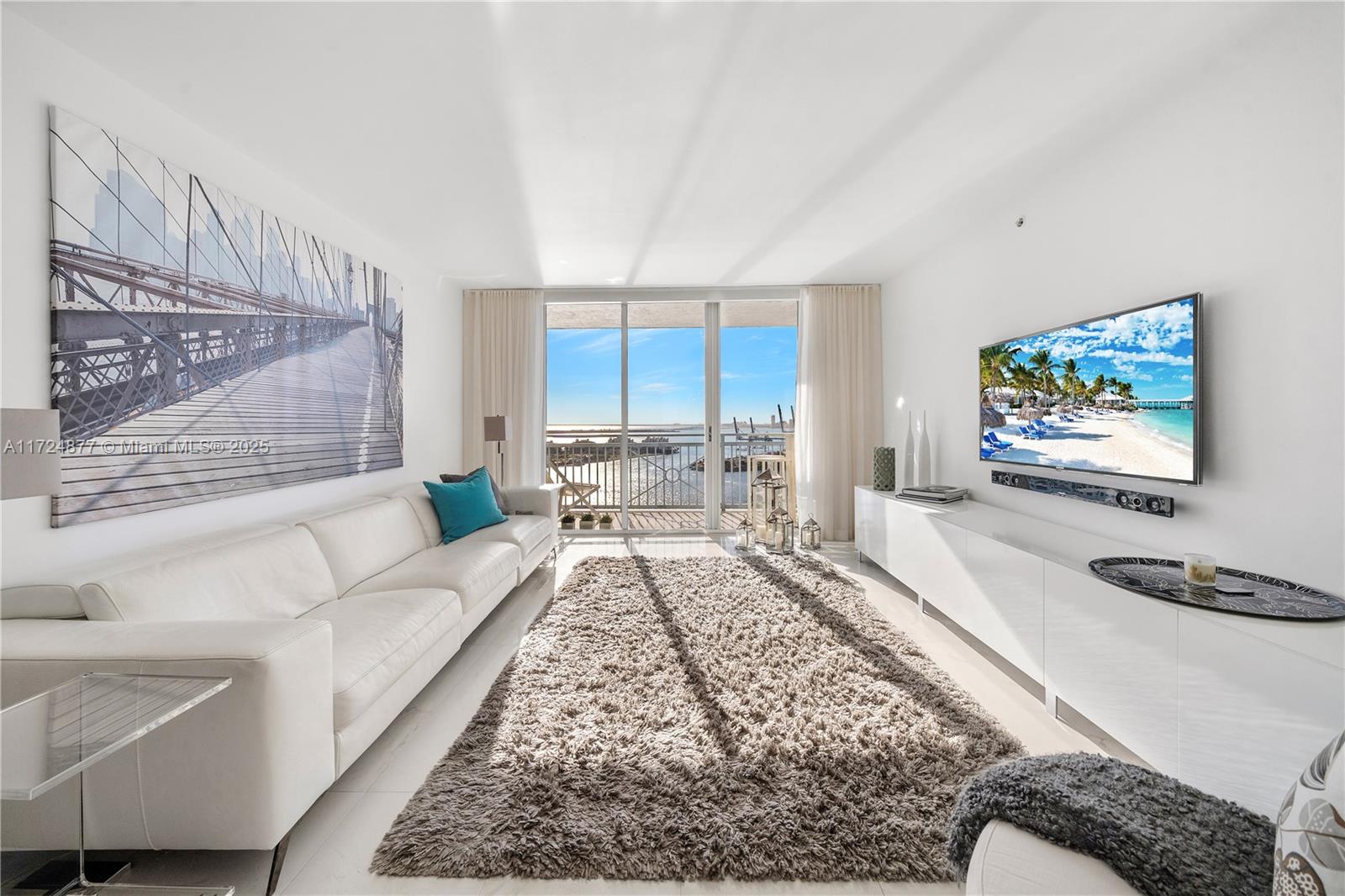 YACHT CLUB AT PORTOFINO C - Residential