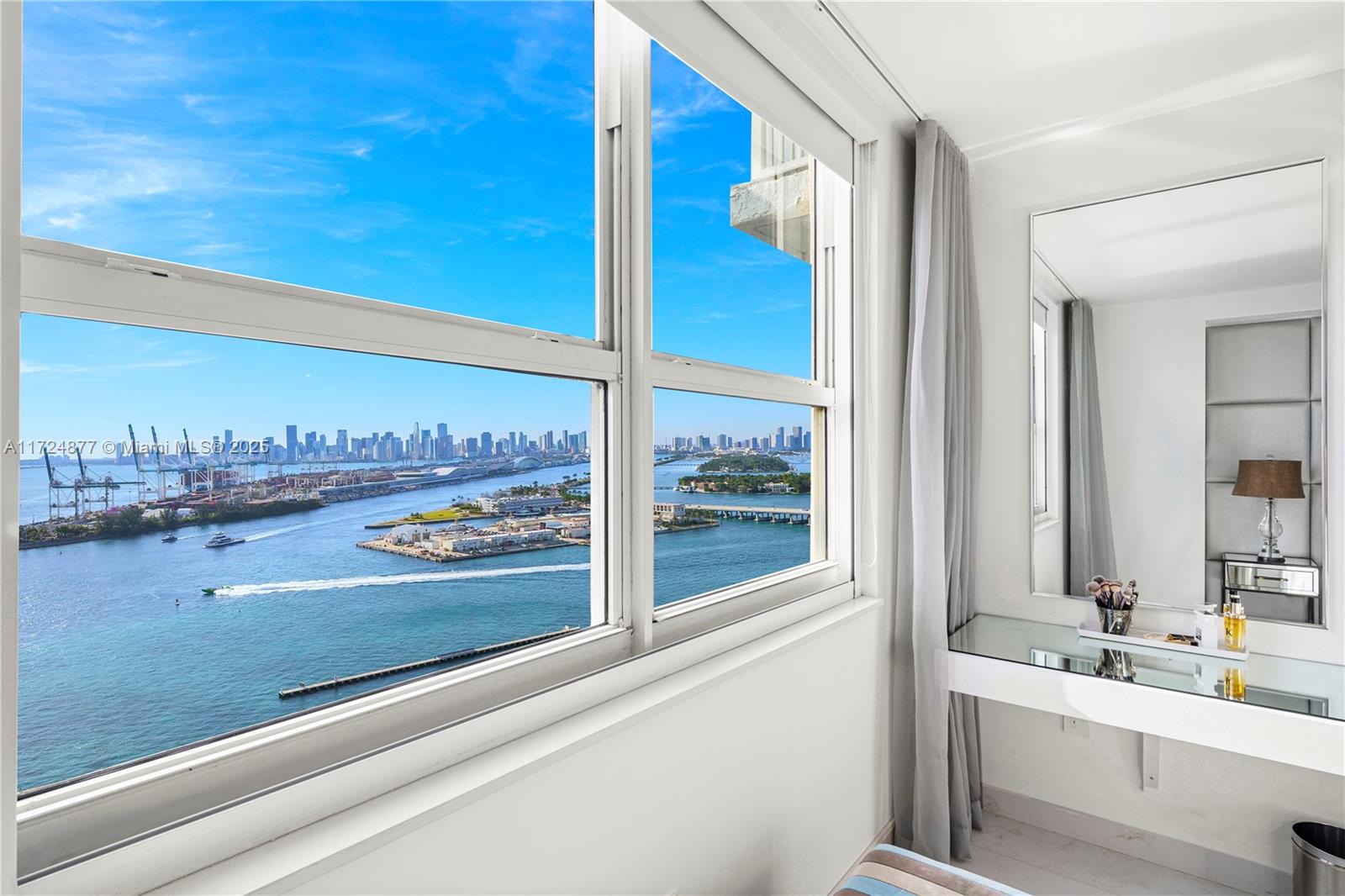 YACHT CLUB AT PORTOFINO C - Residential