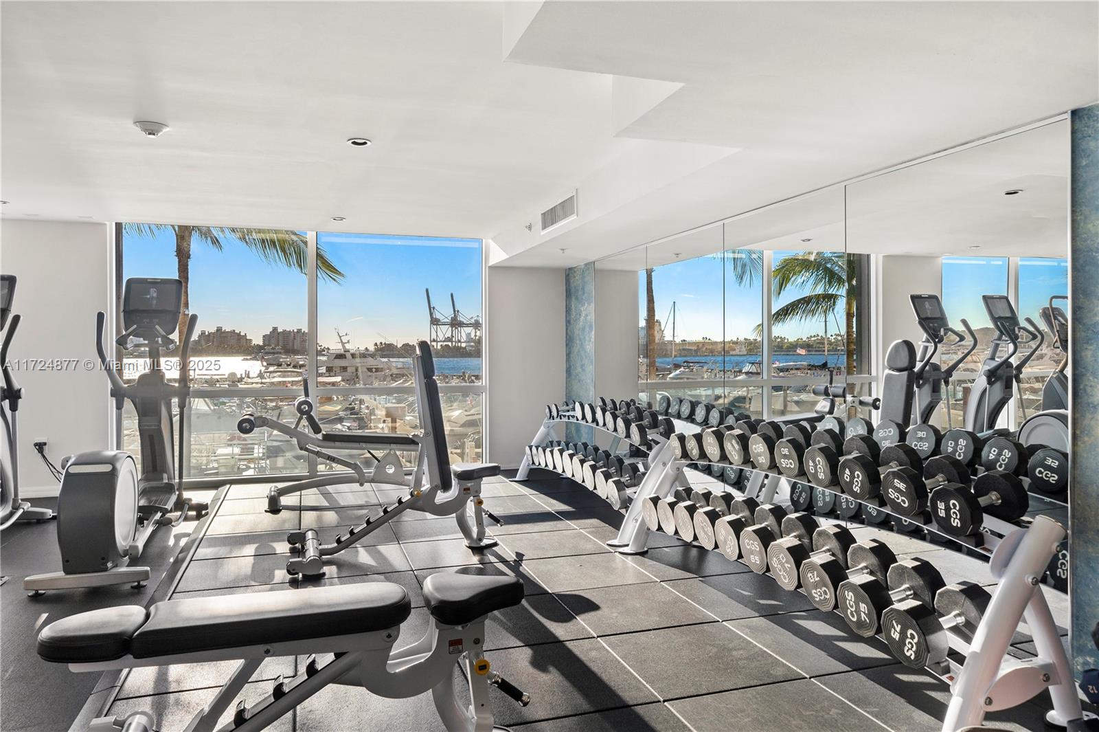 YACHT CLUB AT PORTOFINO C - Residential