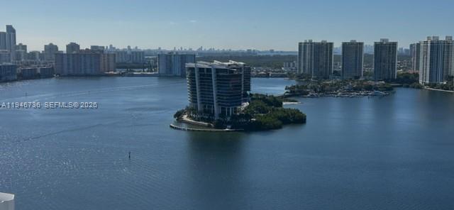 MYSTIC POINTE TOWER 400 C - Residential