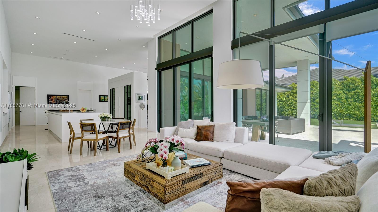 DIPLOMAT GOLF ESTATES - Residential