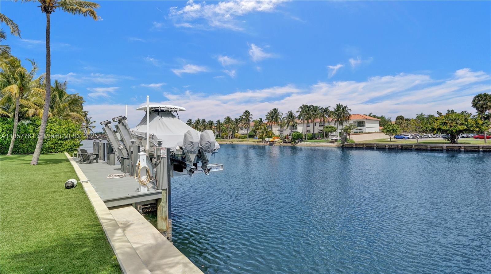 DIPLOMAT GOLF ESTATES - Residential