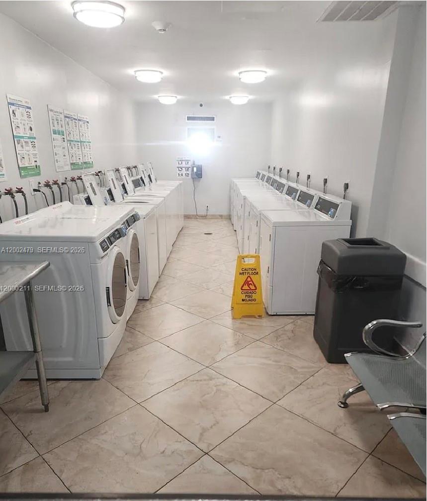 INVERRARY GARDENS CONDO I - Residential