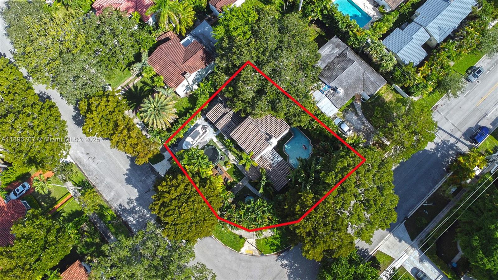 BRICKELL ESTATES - Residential