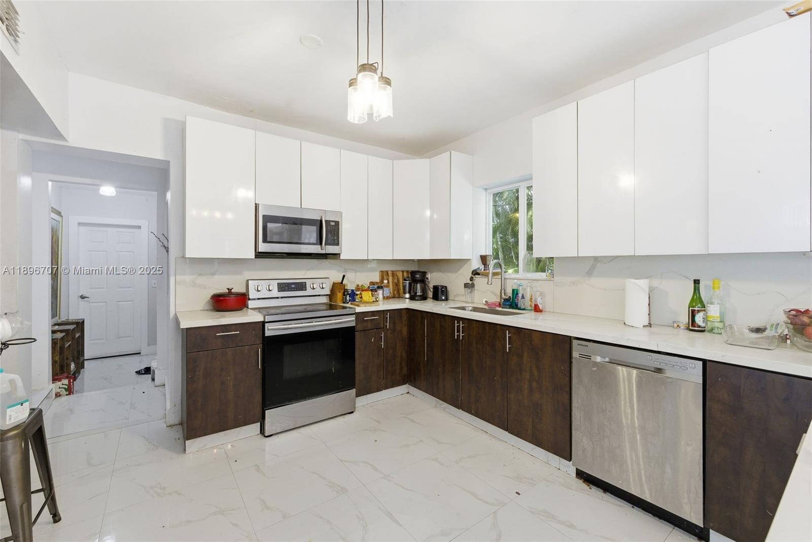 BRICKELL ESTATES - Residential