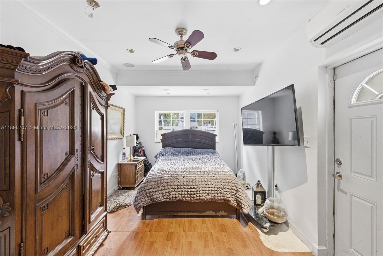 BRICKELL ESTATES - Residential