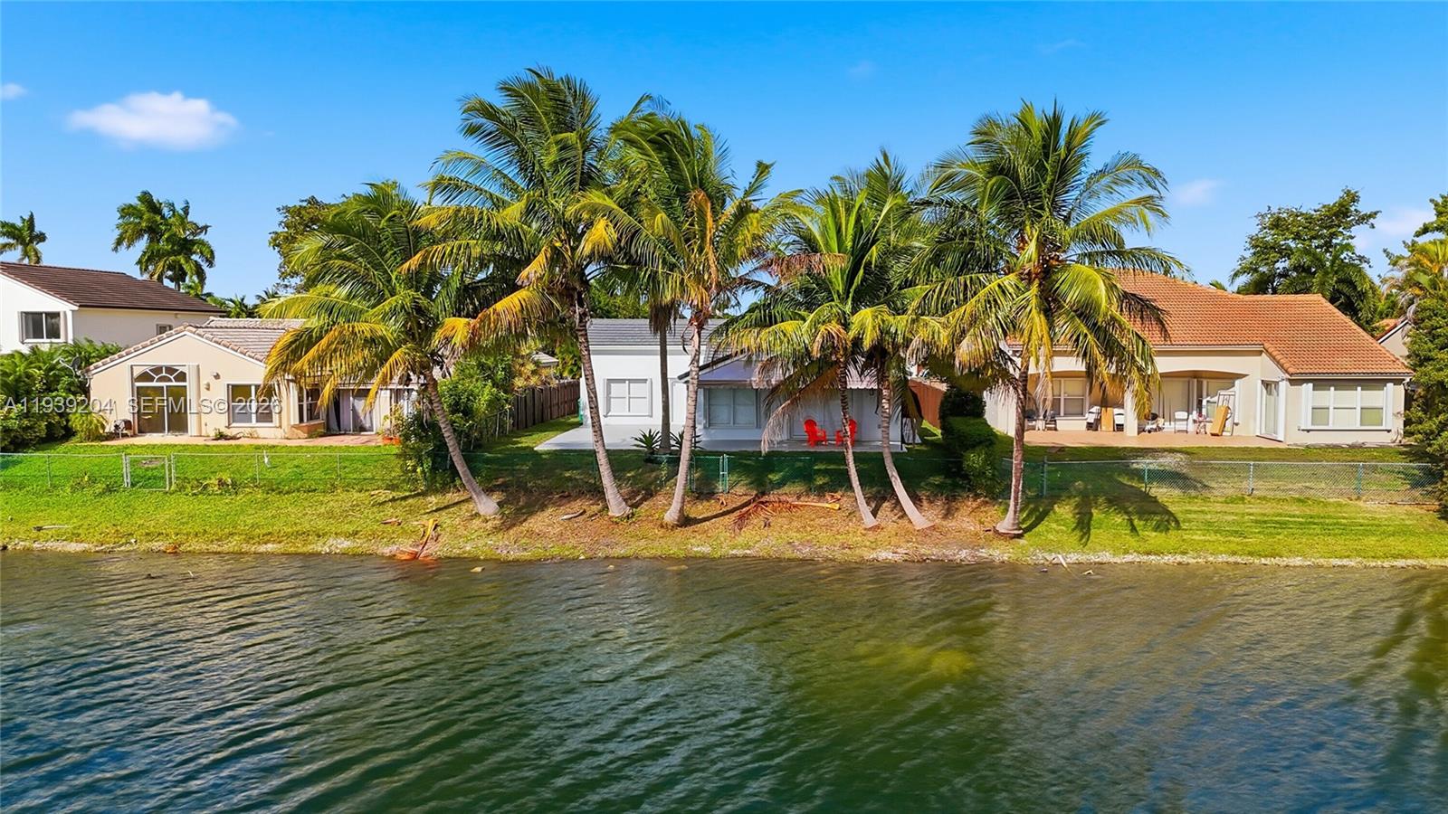 LAGO MAR - Residential