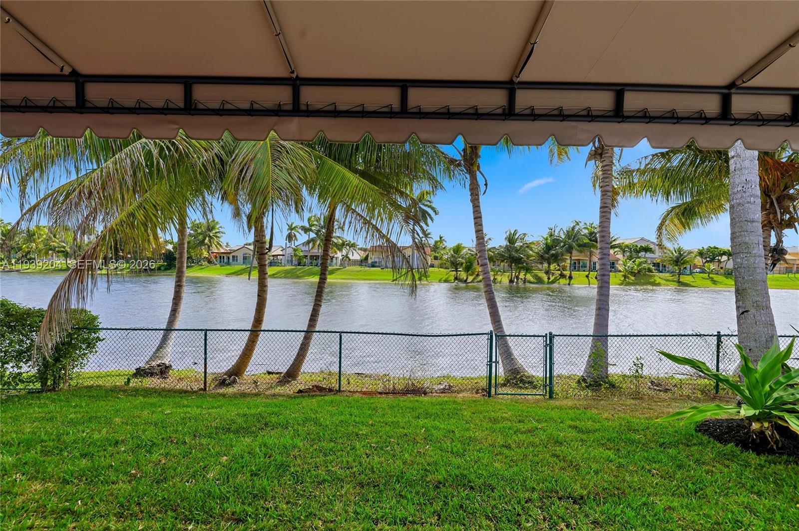 LAGO MAR - Residential