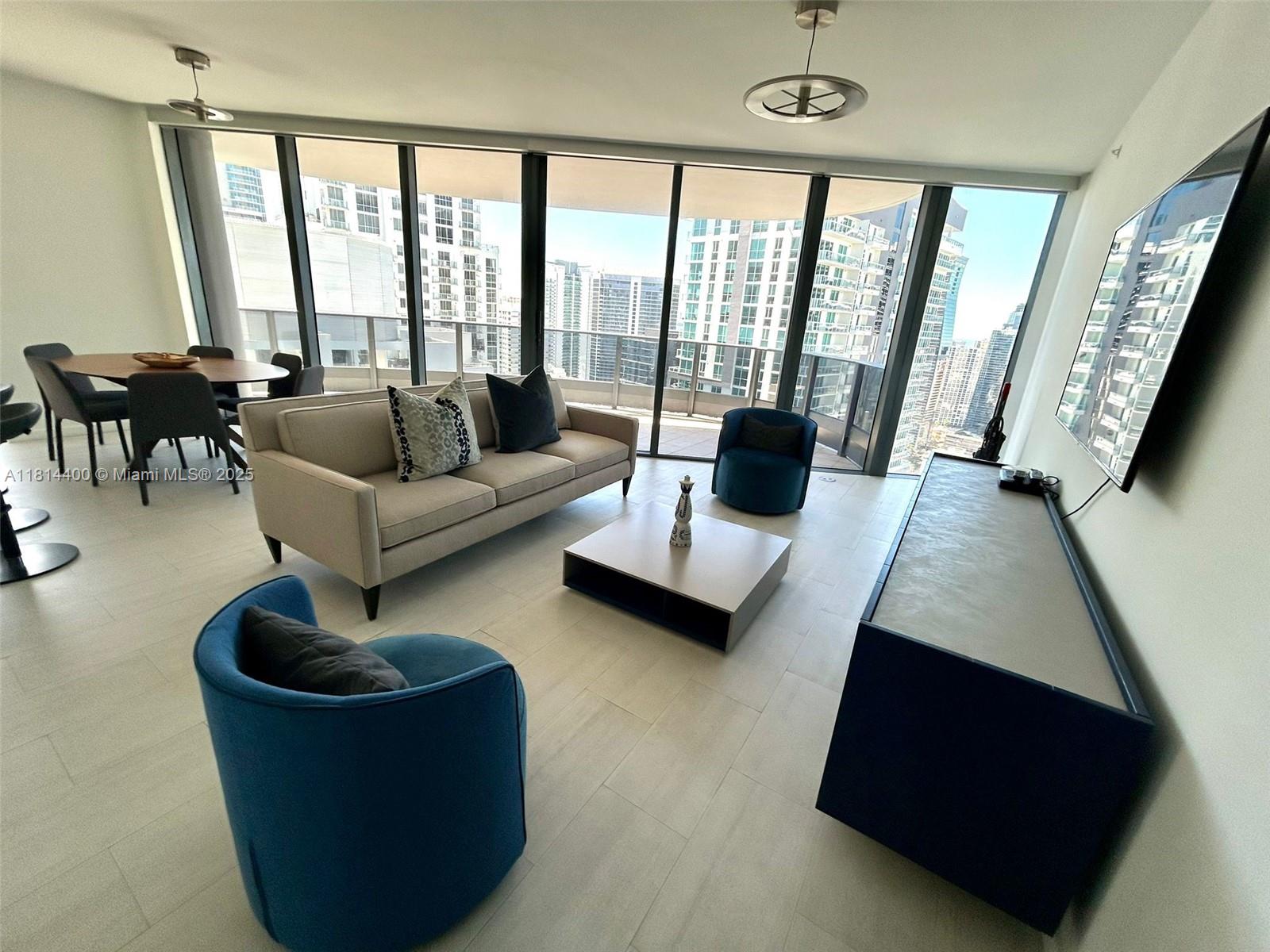 1000 Brickell Plz 4001, Miami, Broward County, Florida - 2 Bedrooms  
3 Bathrooms - 