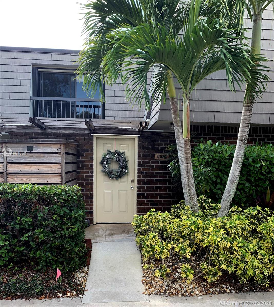 GLENWOOD TWNHS - Residential