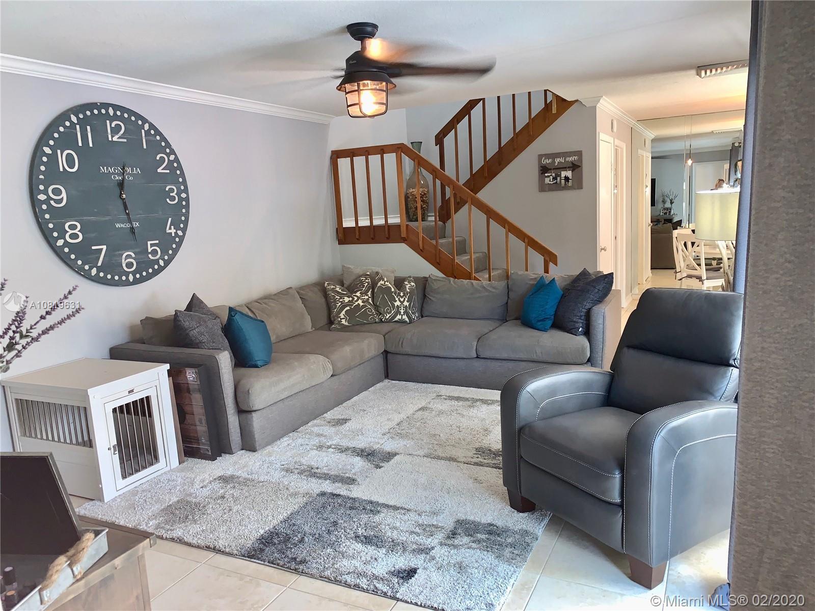 GLENWOOD TWNHS - Residential