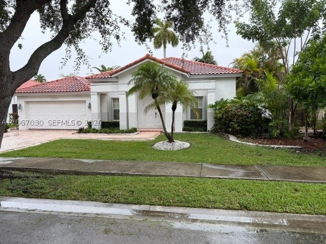 11351 NW 64th Ter