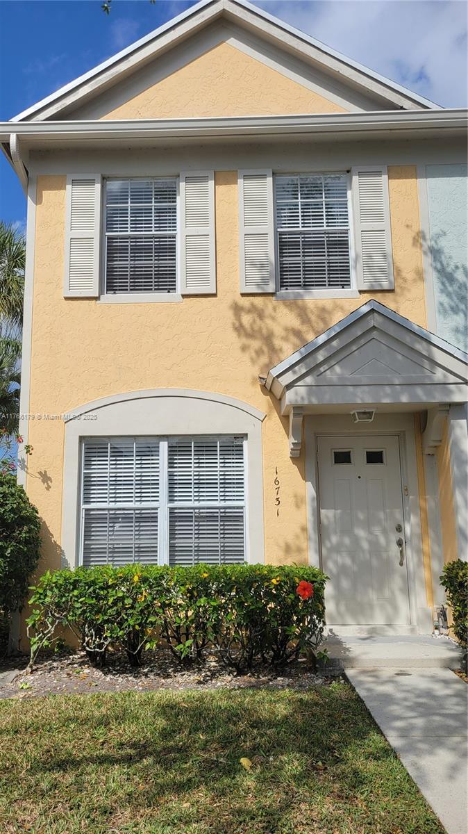 Property for Sale at 16731 Hemingway Dr, Weston, Broward County, Florida - Bedrooms: 2 
Bathrooms: 3  - $450,000