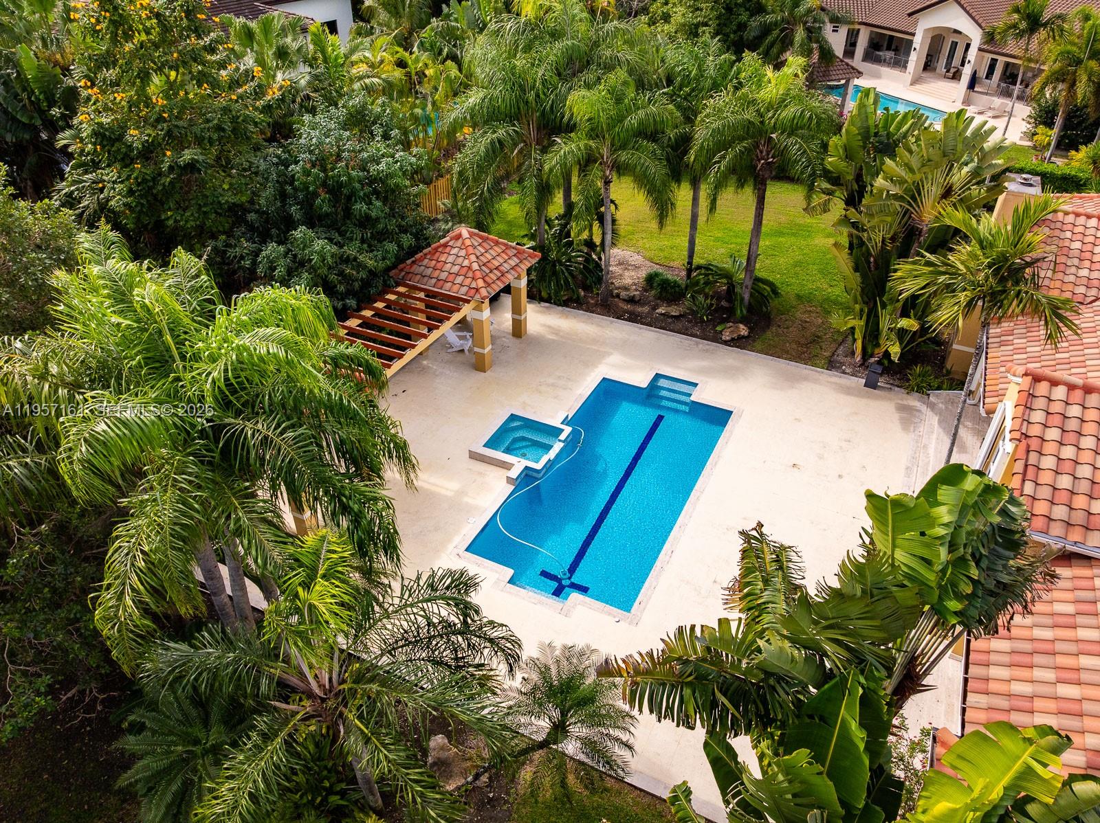 ROCKDALE ESTATES - Residential